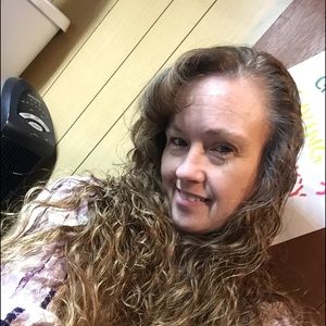 Meet your Posher, Wendy